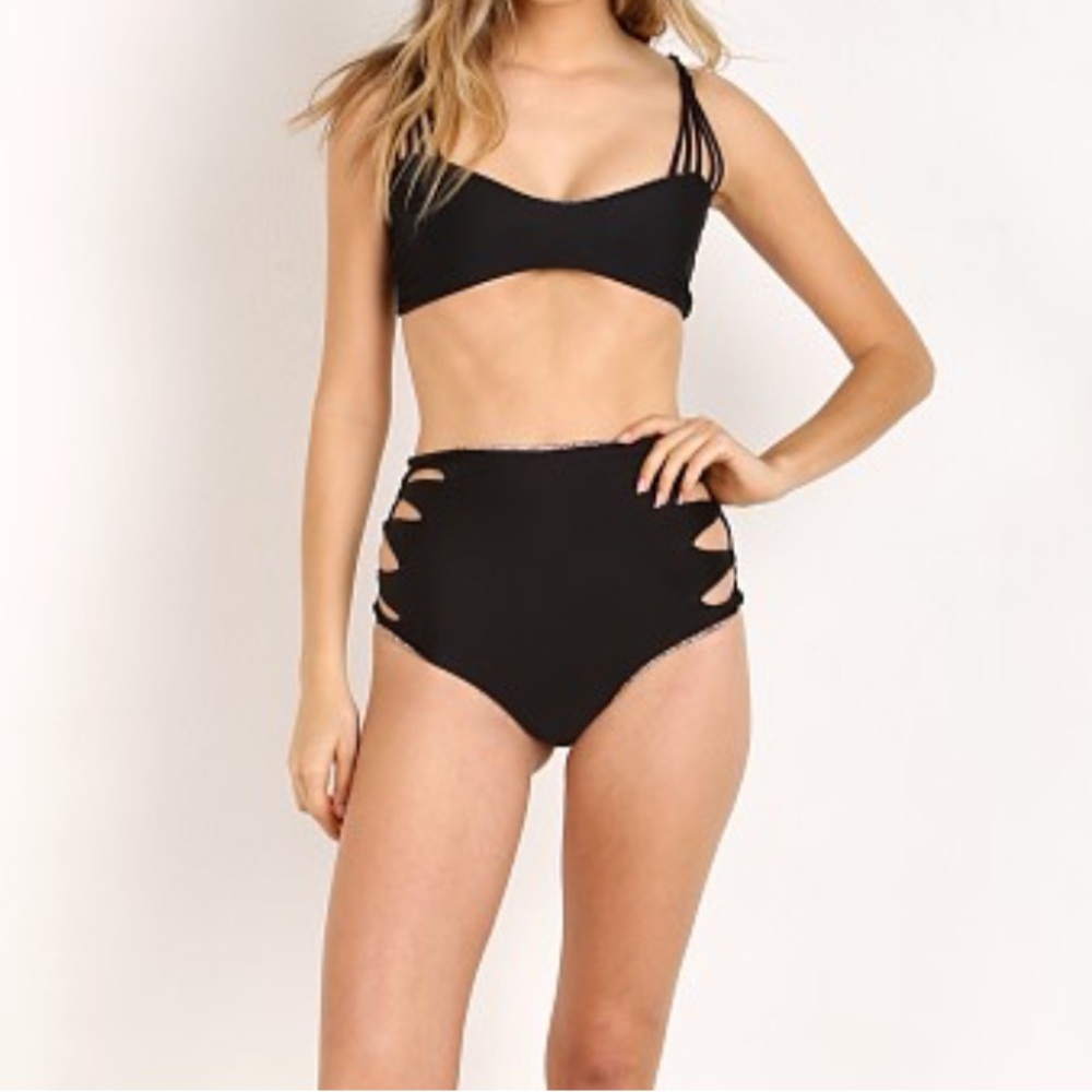 Acacia Bikini Top